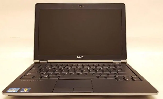 لپ تاپ استوک ۱۲ اینچ دل مدل Dell E6230